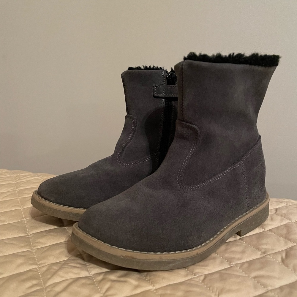 Little Eric Girls Boot, charcoal gray, size 29, pre/owned